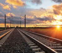 Společnost Hitachi Energy pomůže modernizovat elektrizaci železniční sítě v České republice rozšířením kapacity napájení